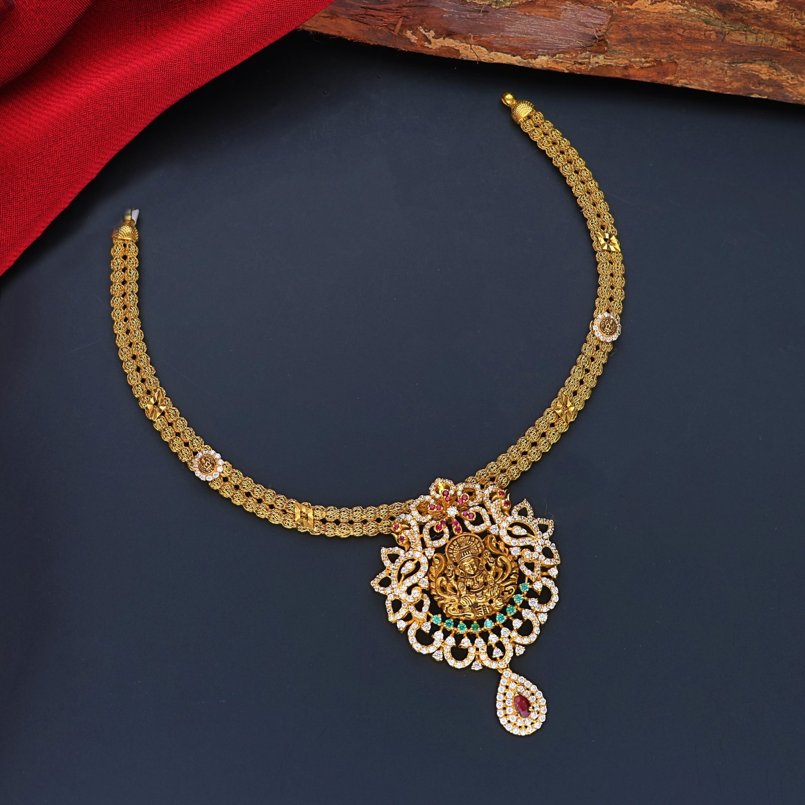 FANCY STONE NECKLACE